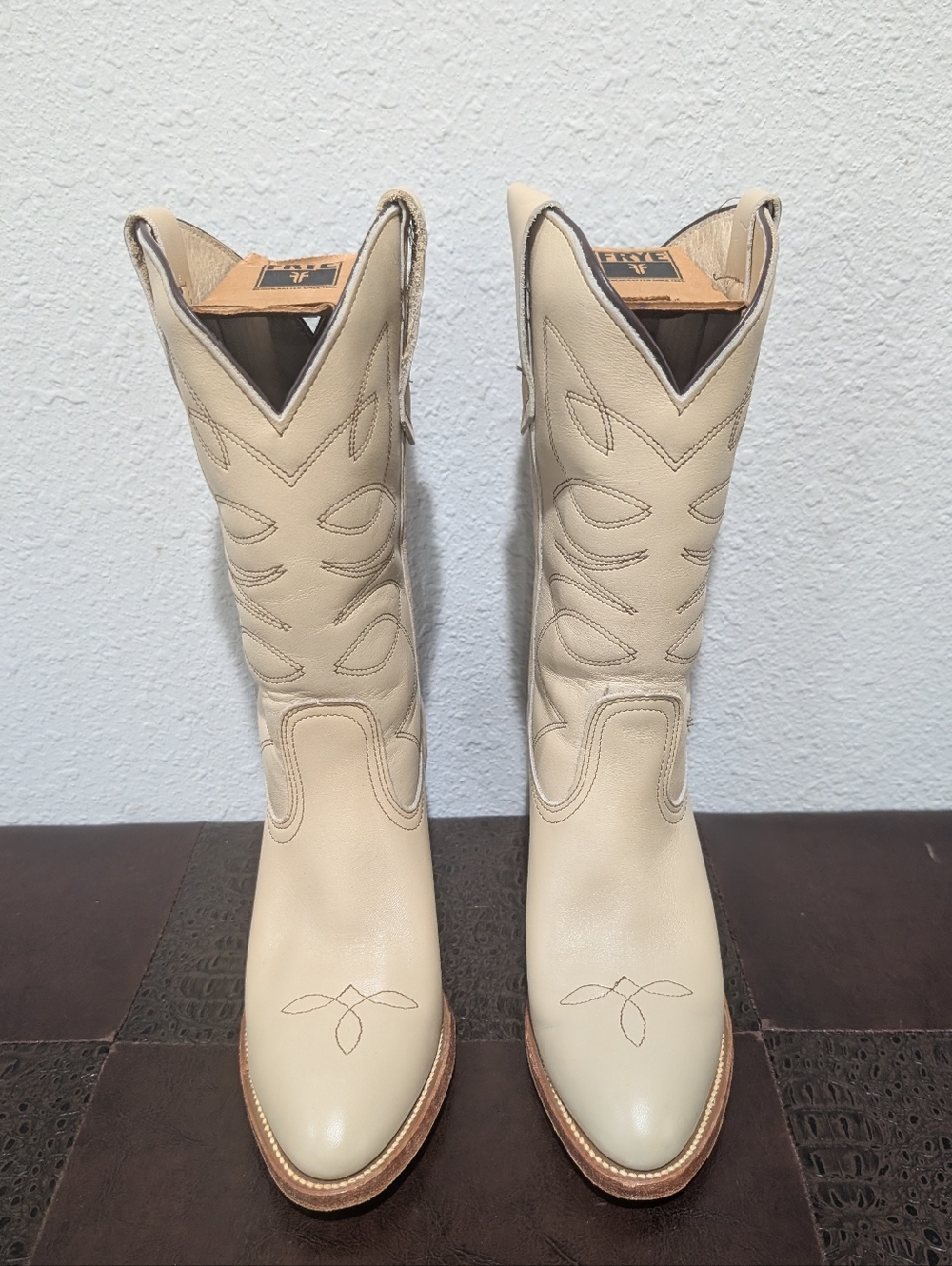 VINTAGE 70s/80s: Frye Western Boots Size 7 - Picture 2 of 16